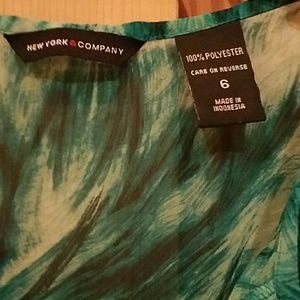 New York & Company Tops - New York & company sleeveless top size 6 New York & Company Tops - New York & company sleeveless top size 6